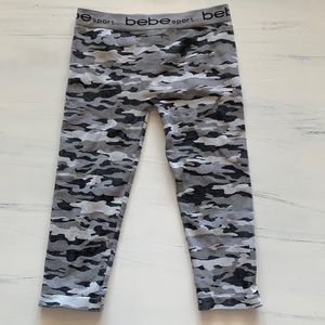 Bebe sport gray and black camouflage capris yoga pants size P/S